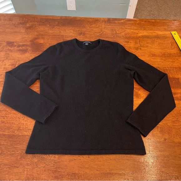 Lands’ End black Sweater size 6-8 100% cashmere - Picture 1 of 6